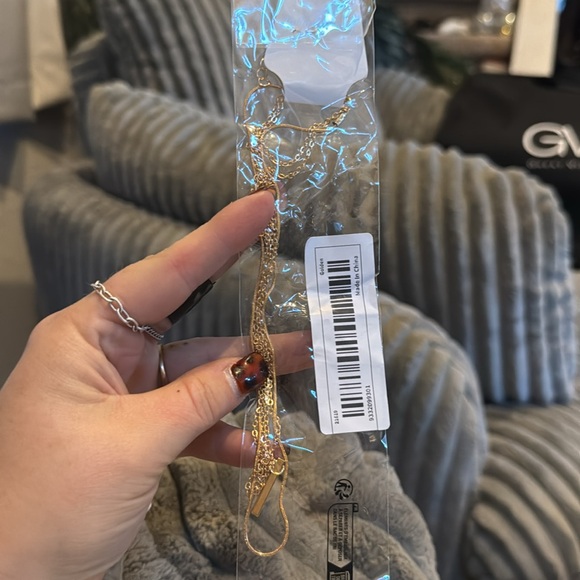 NWT three layer bar necklace - Picture 3 of 3